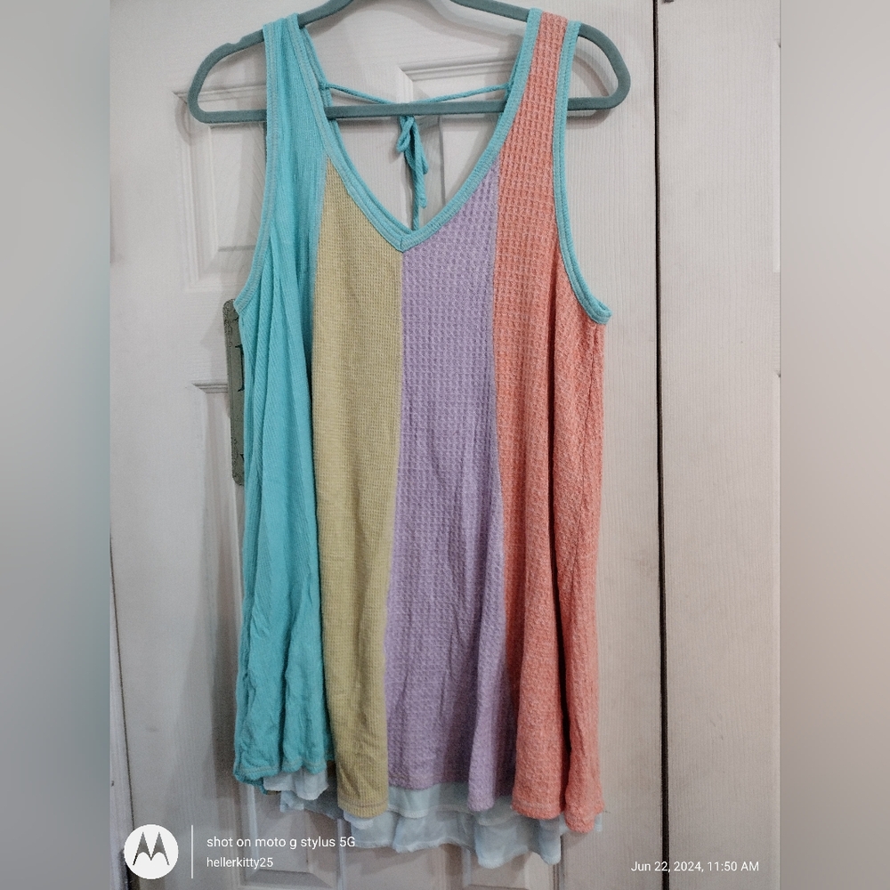 Hummingbird Waffle Knit Mixed Media Tank Women Large Sleeveless  V Neck Sally